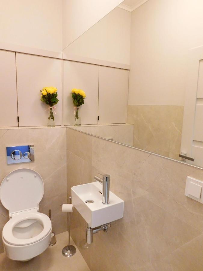 Vila Pod Lipami Apartment Bruntal Ngoại thất bức ảnh