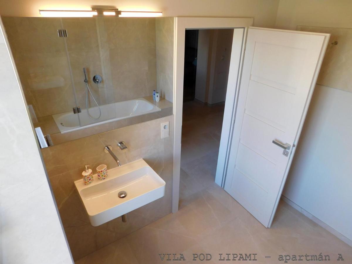 Vila Pod Lipami Apartment Bruntal Ngoại thất bức ảnh